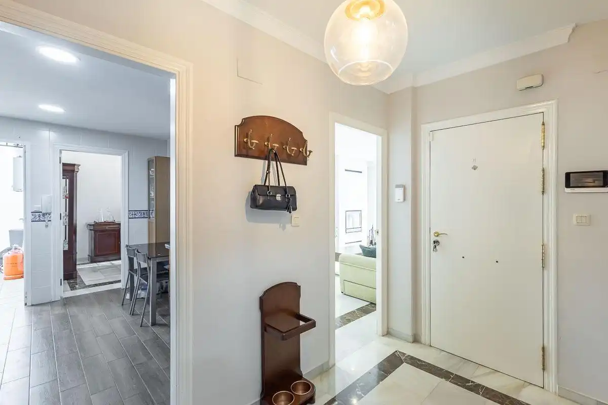 Casa adosada en venta en Motril con Terraza y Alarma