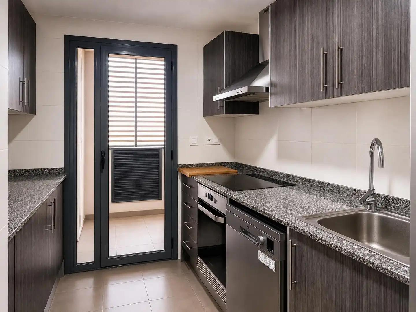 Küche von Wohnung zur Miete in Valencia mit Klimaanlage, Heizung und Balkon