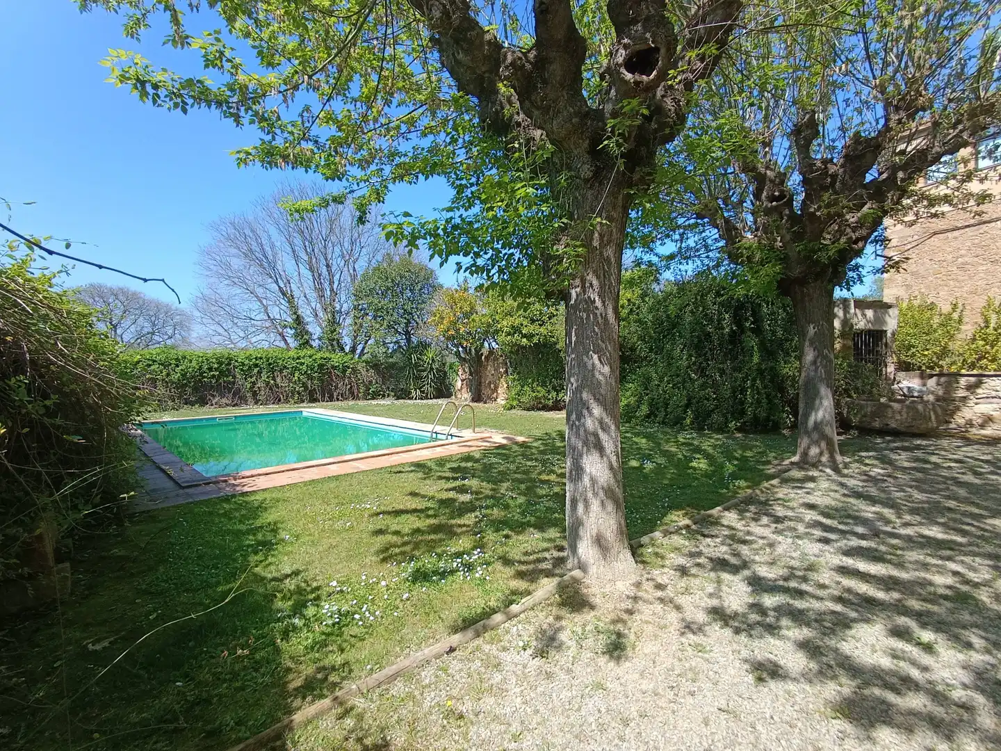 Schwimmbecken von Country house zum Verkauf in Forallac mit Heizung, Privatgarten und Terrasse