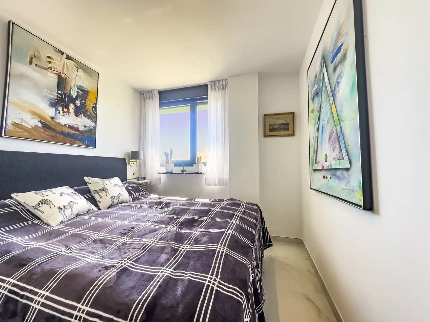 Habitación de Ático en venta en Estepona con Calefacción, Terraza y Trastero