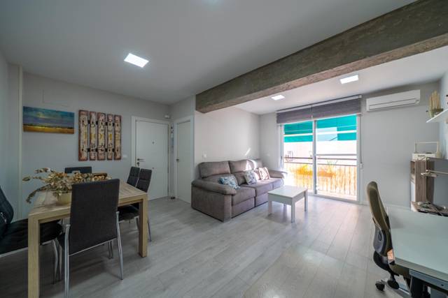 Apartamento en Alquiler en Calle de San Cayetano en Raval Roig - Virgen del Socorro