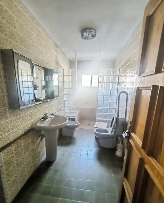 Baño de Casa o chalet en venta en Cabrerizos con Calefacción, Terraza y Trastero