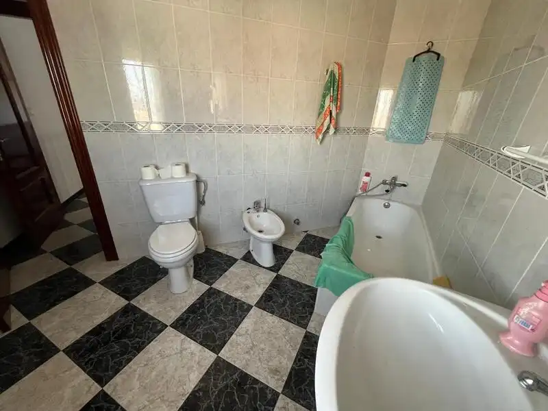 Baño de Finca rústica en venta en Huesa con Calefacción, Jardín privado y Terraza