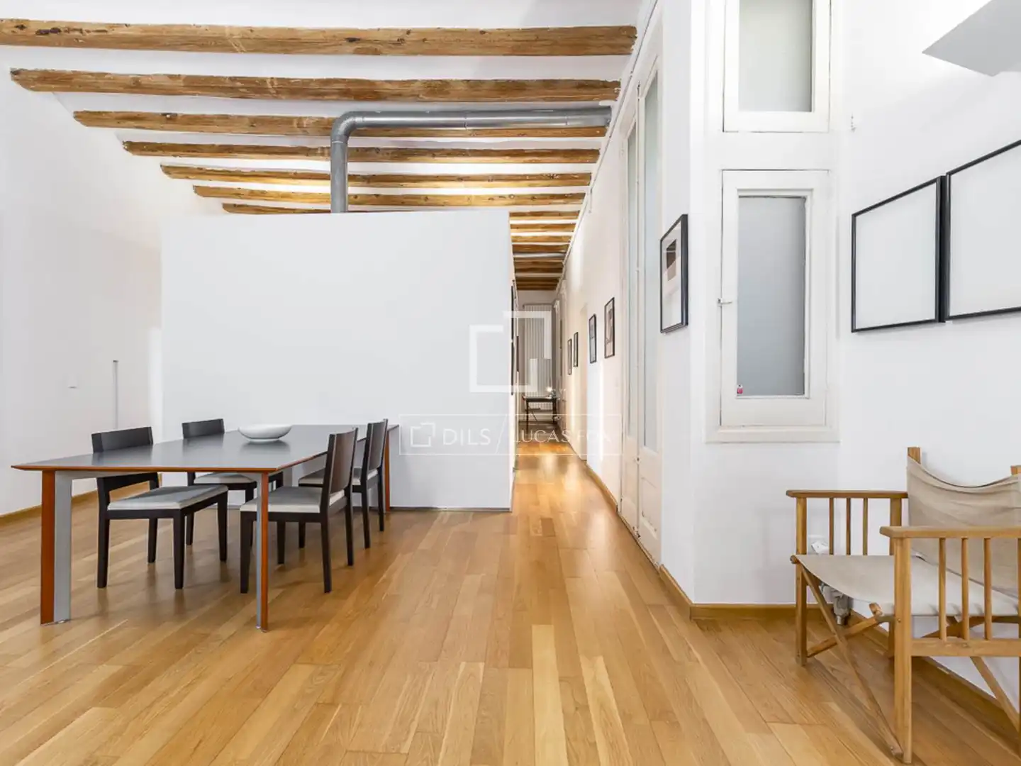 Wohnung zum Verkauf in Barcelona mit Klimaanlage, Heizung und Parkett