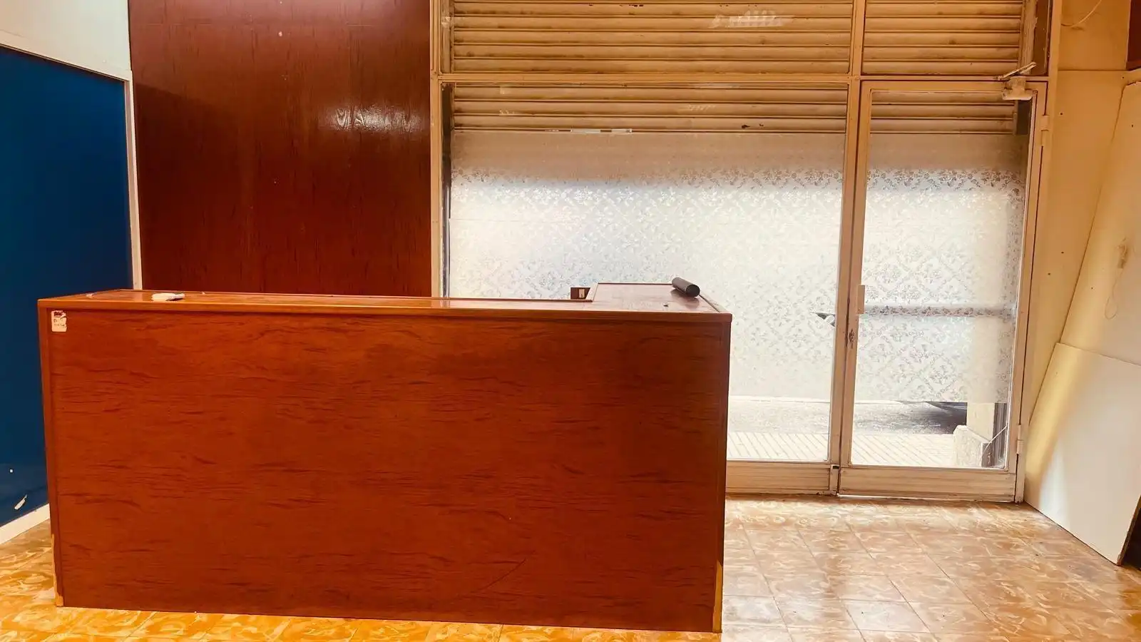 Business premises for sale in Carrer d'Ulldecona, imagen 2