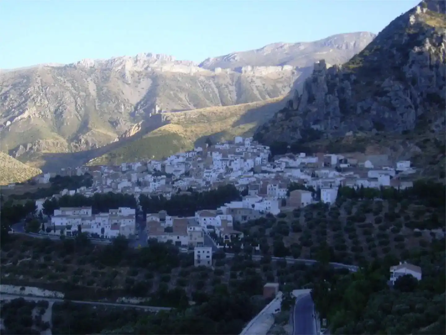 Vista exterior de Casa o chalet en venta en Albanchez de Mágina