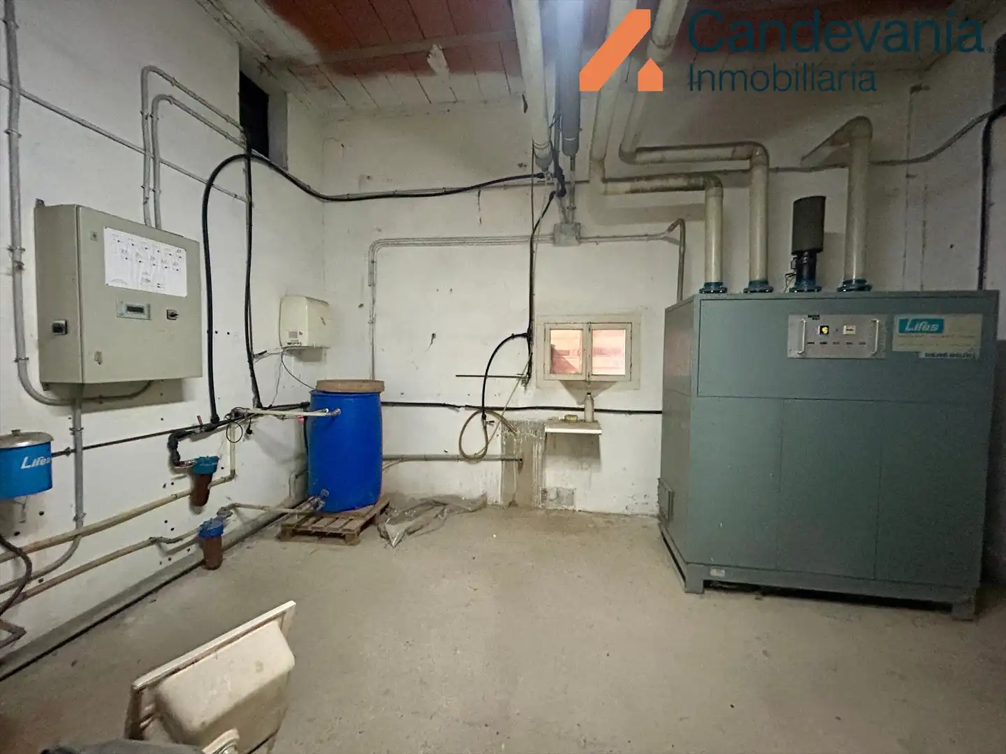 Nave industrial en venta en Zuera