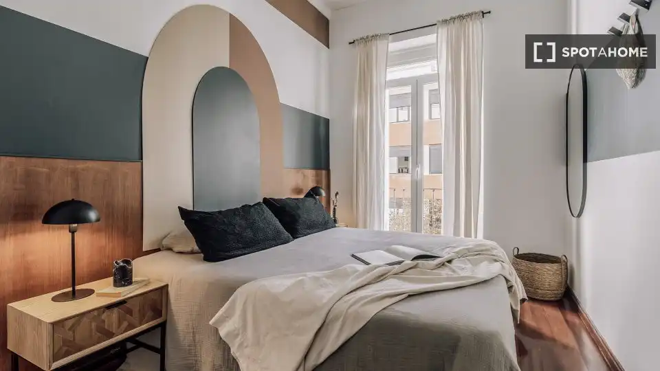 Schlafzimmer von Wohnungen zur untervermieten in Madrid mit Klimaanlage, Terrasse und Möbliert