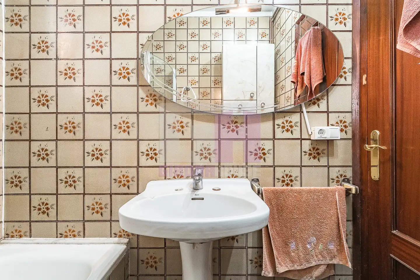 Bathroom of Houses for sale in Caldes de Malavella  with Air Conditioner, Heating and Private garden