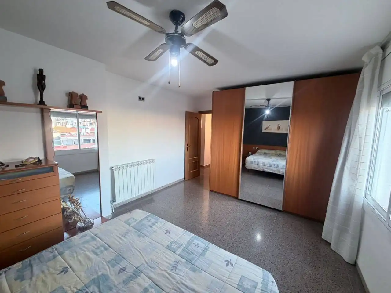 Habitación de Piso en venta en Terrassa con Aire acondicionado, Calefacción y Terraza