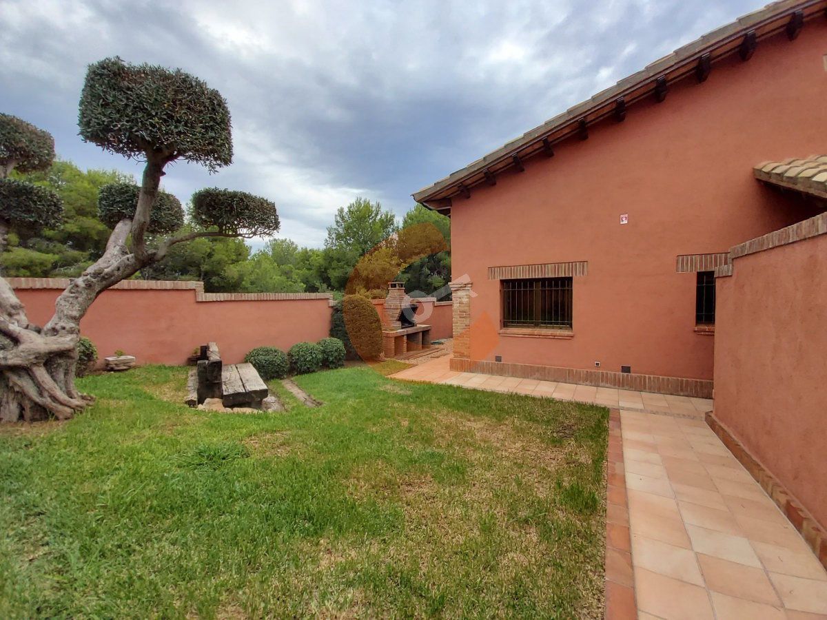 Garden of House or chalet to rent in El Vendrell  with Heating