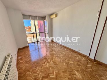 Appartement avec ascenseur à louer à Calle Palomeras