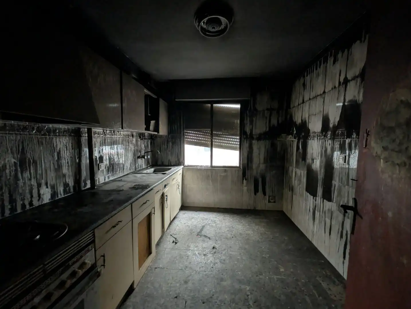 Cocina de Piso en venta en Flores de Sil - La Placa