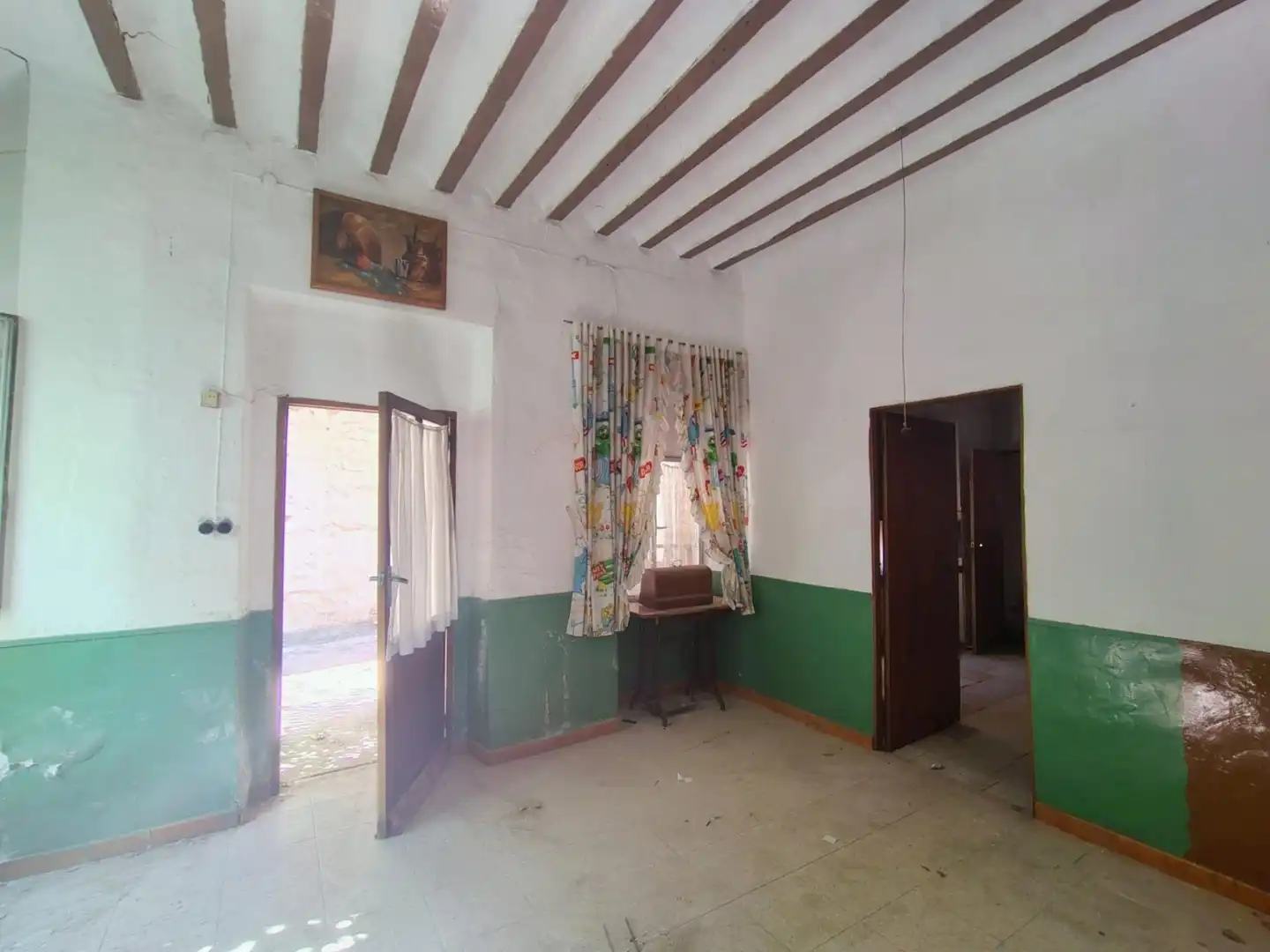 Casa adosada en venda en Campo de Criptana amb Balcó