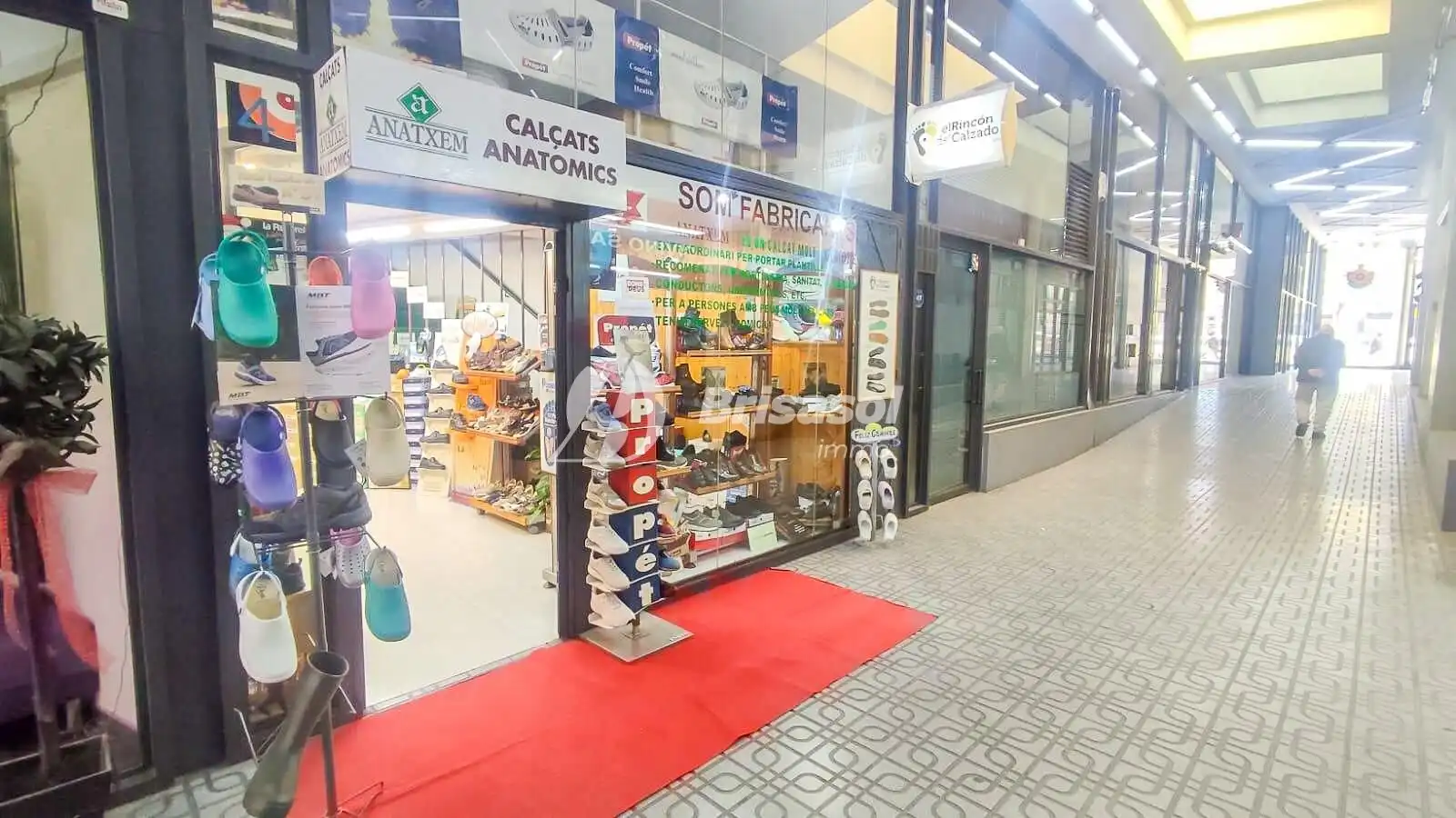 Commercial properties for rent in Centre