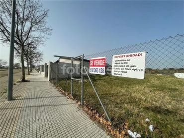 Terreno residenziale in vendita a Avda. Juan carlos Rodriguez Ibarra 28