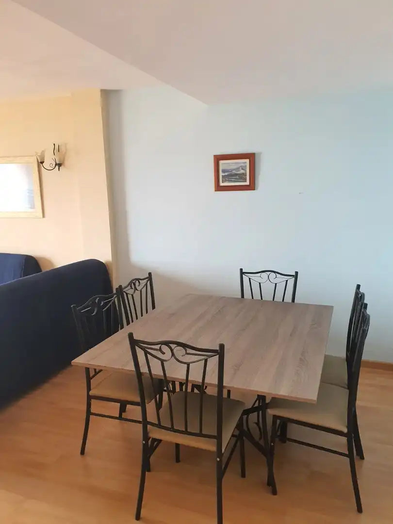 Menjador de Apartament de lloguer en Fuengirola amb Aire condicionat, Calefacció i Terrassa