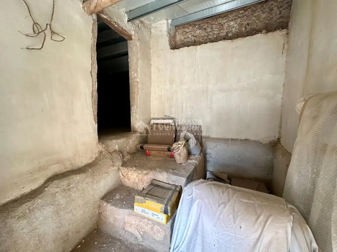 Casa adosada en venda en Los Santos de la Humosa amb Calefacció