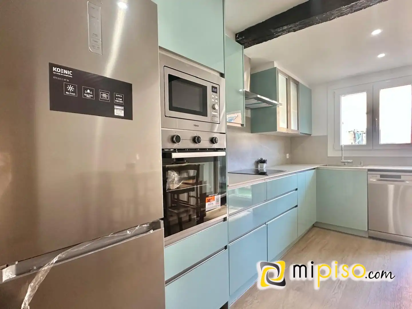 Cocina de Piso en venta en Laredo con Calefacción, Amueblado y Balcón