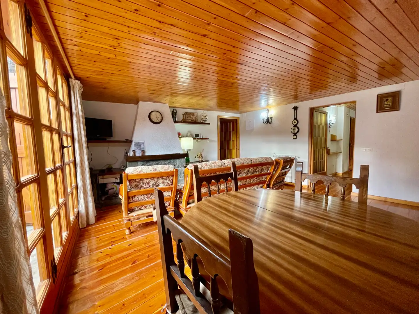Comedor de Ático en venta en Setcases con Calefacción, Terraza y Amueblado