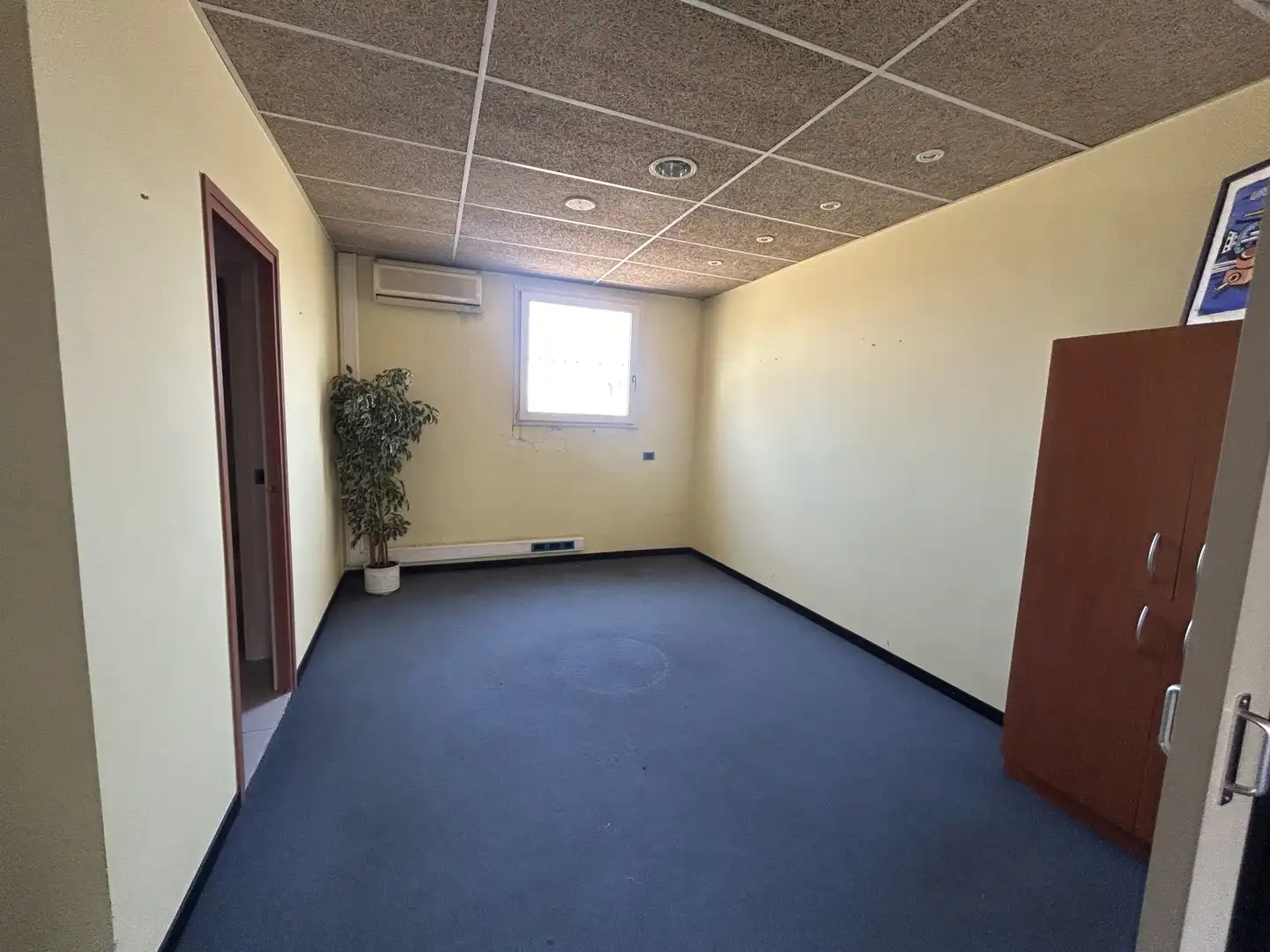 Nau industrial de lloguer en Barberà del Vallès