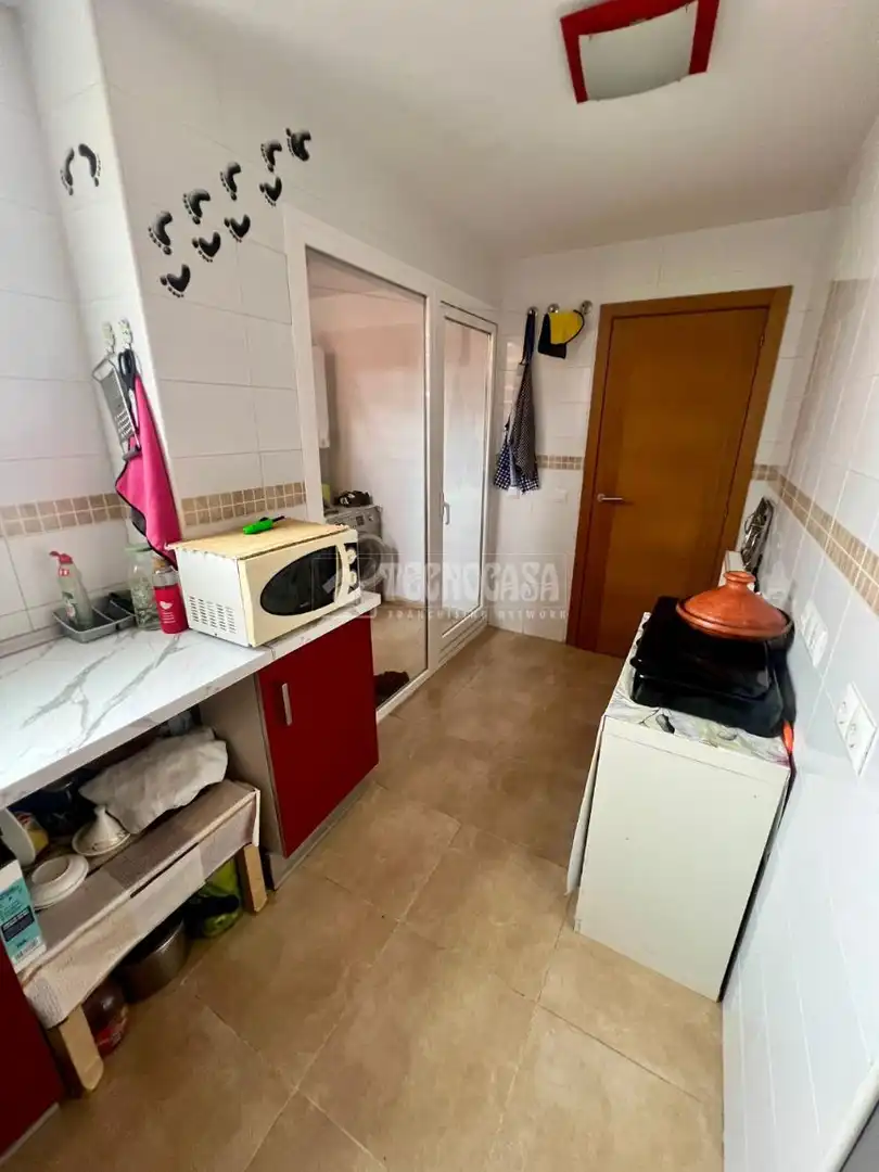 Kitchen of Flat for sale in Parla  with Heating, Terrace and Storage room