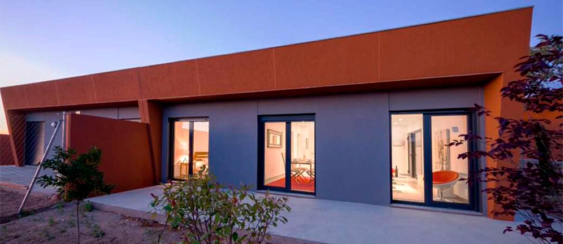 Exterior view of Single-family semi-detached for sale in Valdeprados