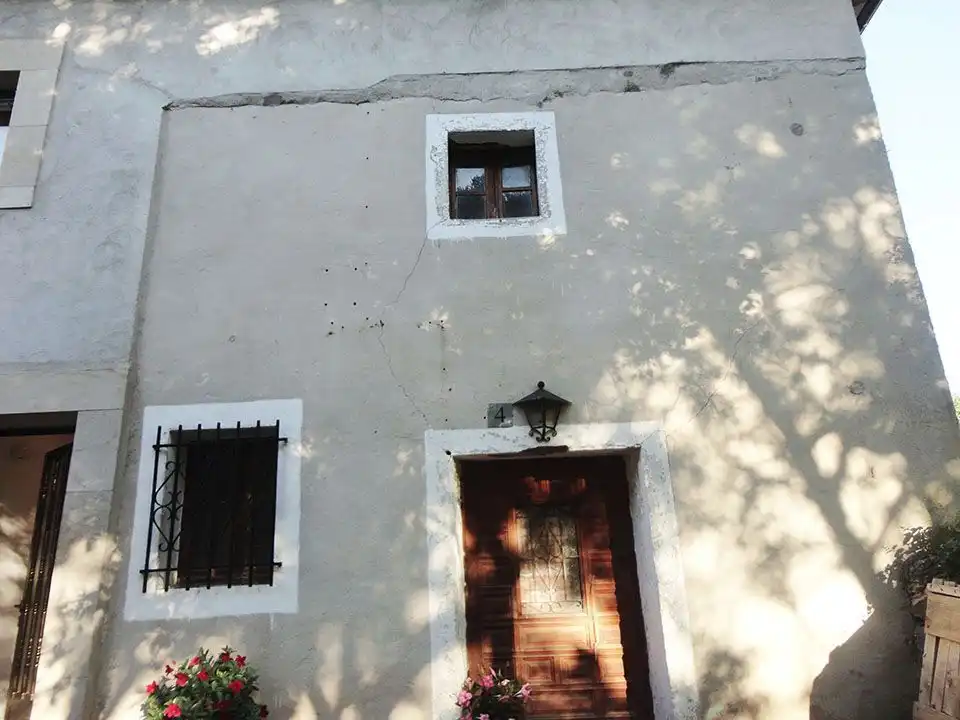Vista exterior de Casa adosada en venta en Riocavado de la Sierra