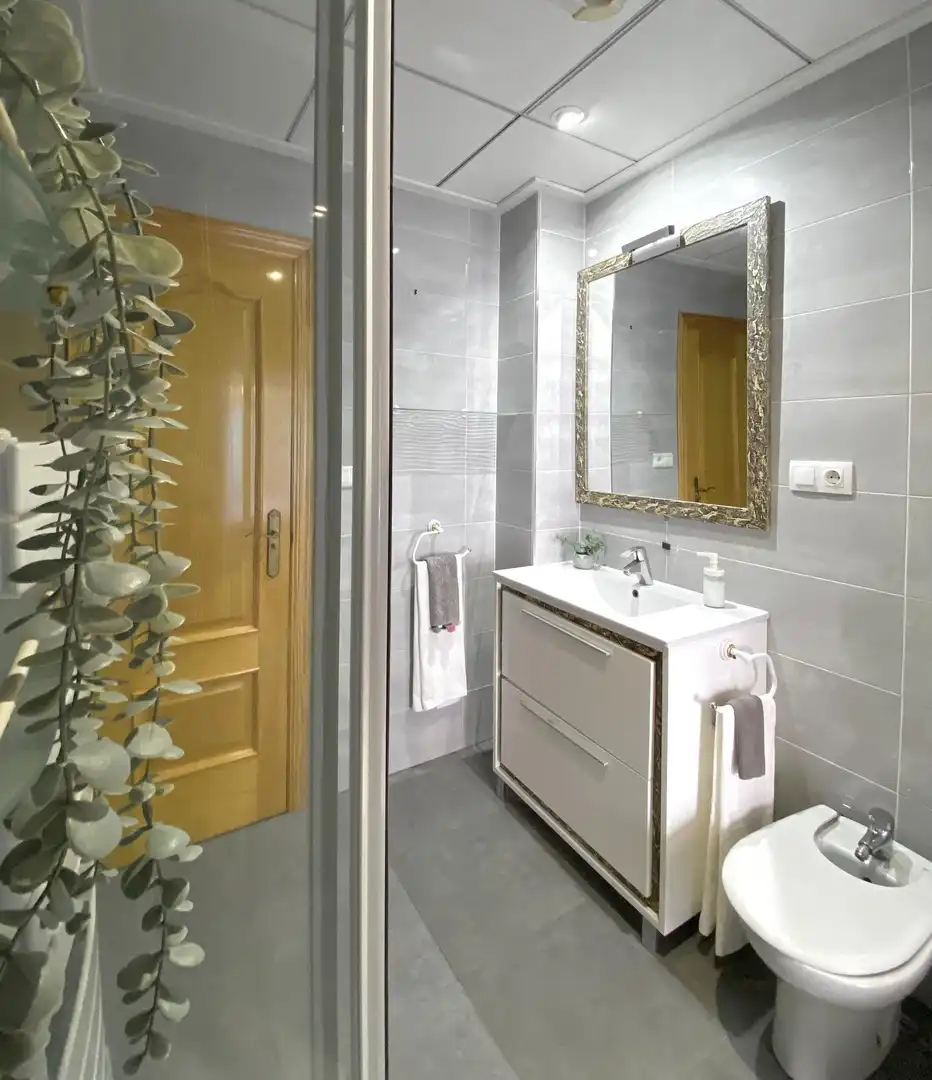 Bathroom of Flat for sale in La Pobla de Farnals  with Air Conditioner, Private garden and Balcony