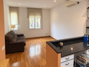 Piso en venta en Calle PORTBOU