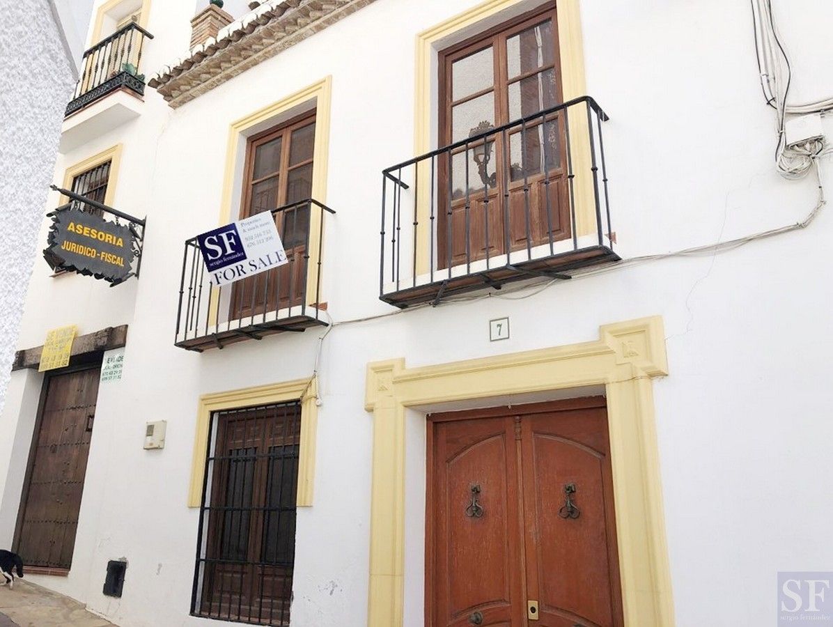 Vista exterior de Casa adosada en venta en Alcaucín