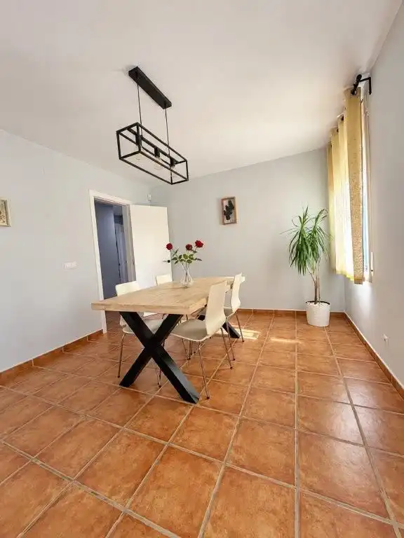 Menjador de Casa o xalet en venda en Puigdàlber, Barcelona