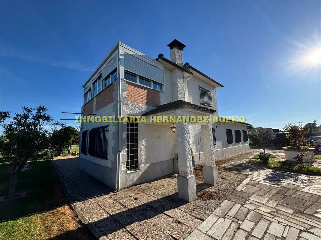 Vista exterior de Casa o chalet en venta en Pelabravo con Calefacción, Jardín privado y Terraza