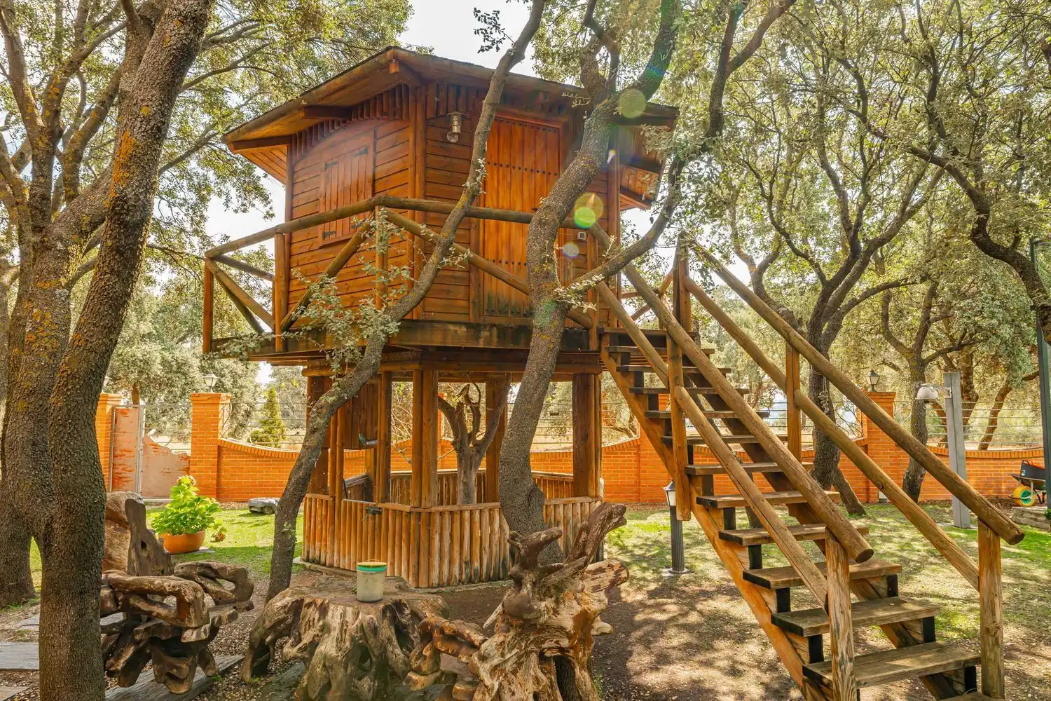 Vista exterior de Casa o chalet en venta en Nuevo Baztán con Aire acondicionado, Jardín privado y Terraza
