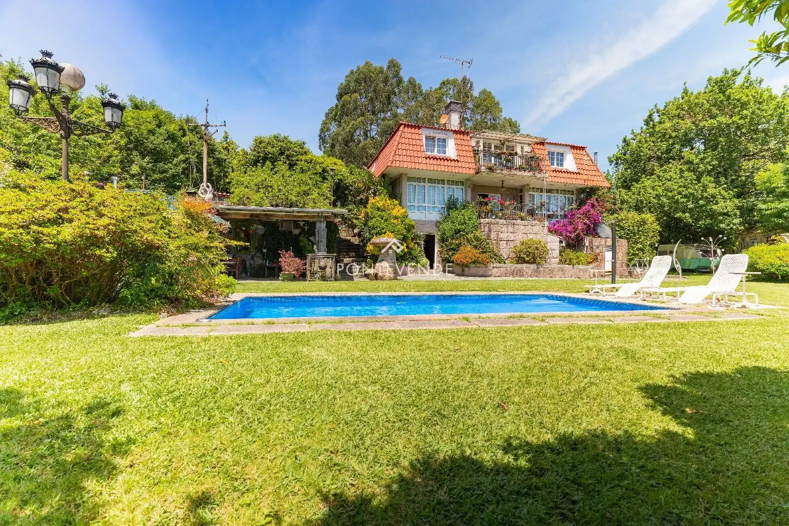 Jardí de Casa o xalet en venda en Pontevedra Capital  amb Terrassa, Traster i Piscina