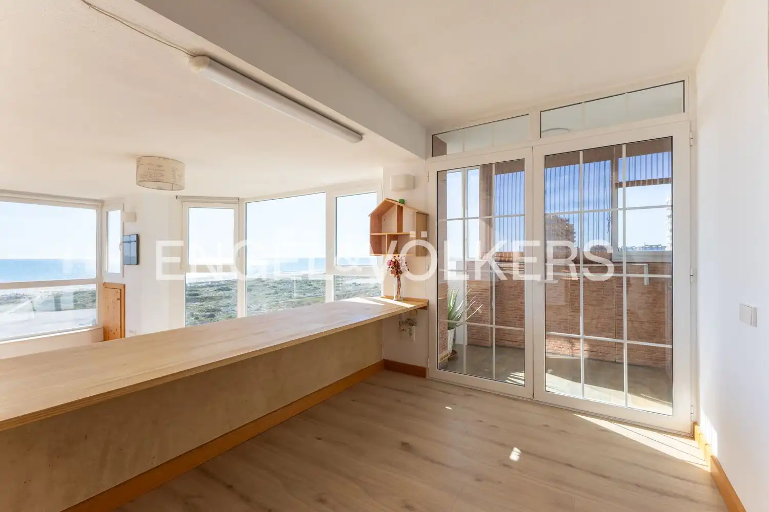 Wohnung zum Verkauf in Valencia mit Heizung und Schwimmbad