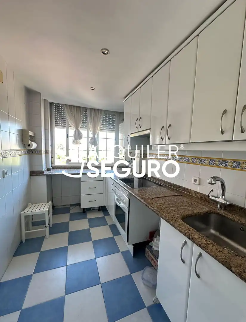 Küche von Wohnung zur Miete in Madrid mit Klimaanlage, Heizung und Terrasse