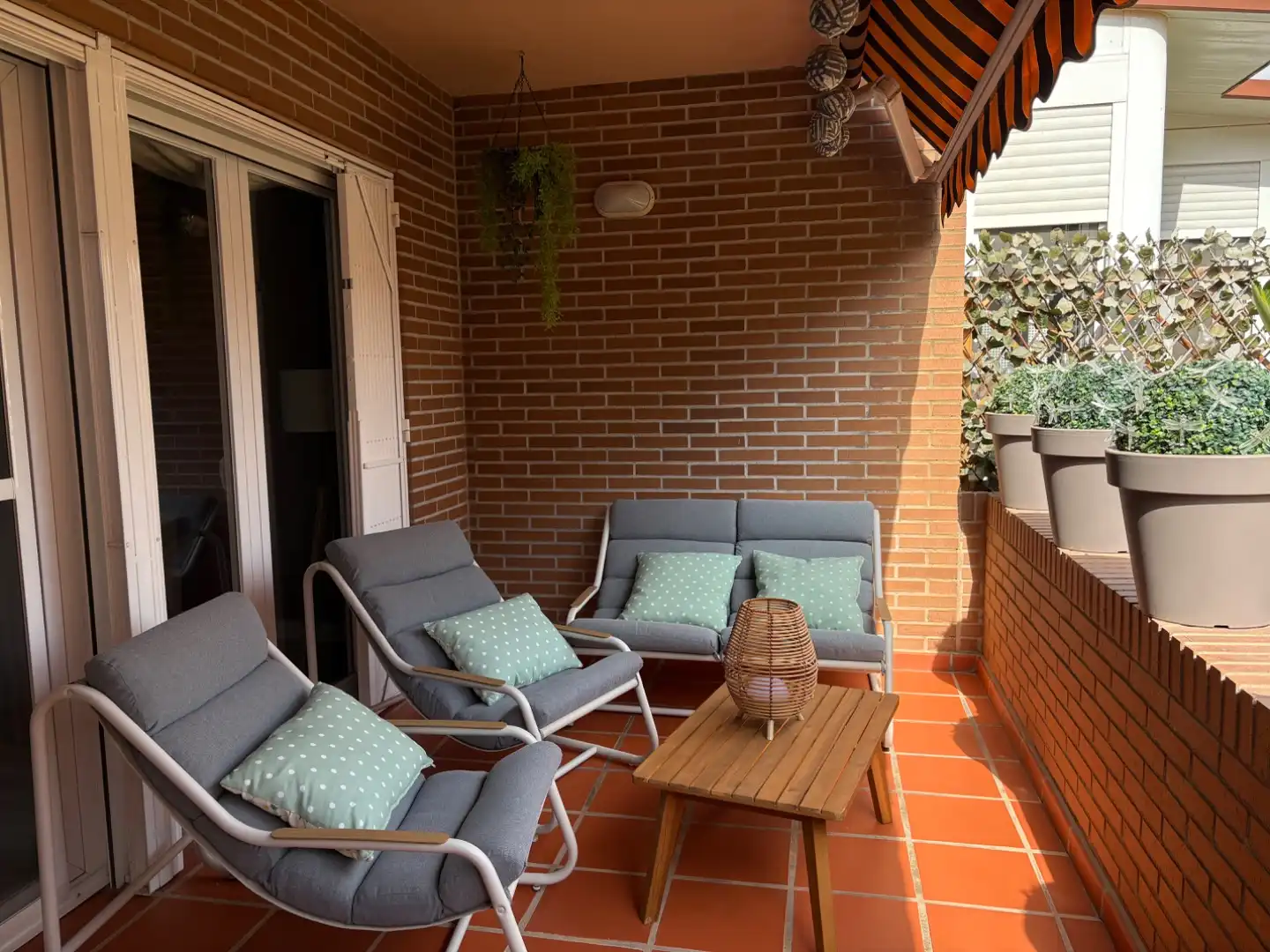 Houses for sale in Calle L'isle D'abeau, 8, San Vicente del Raspeig / Sant Vicent del Raspeig