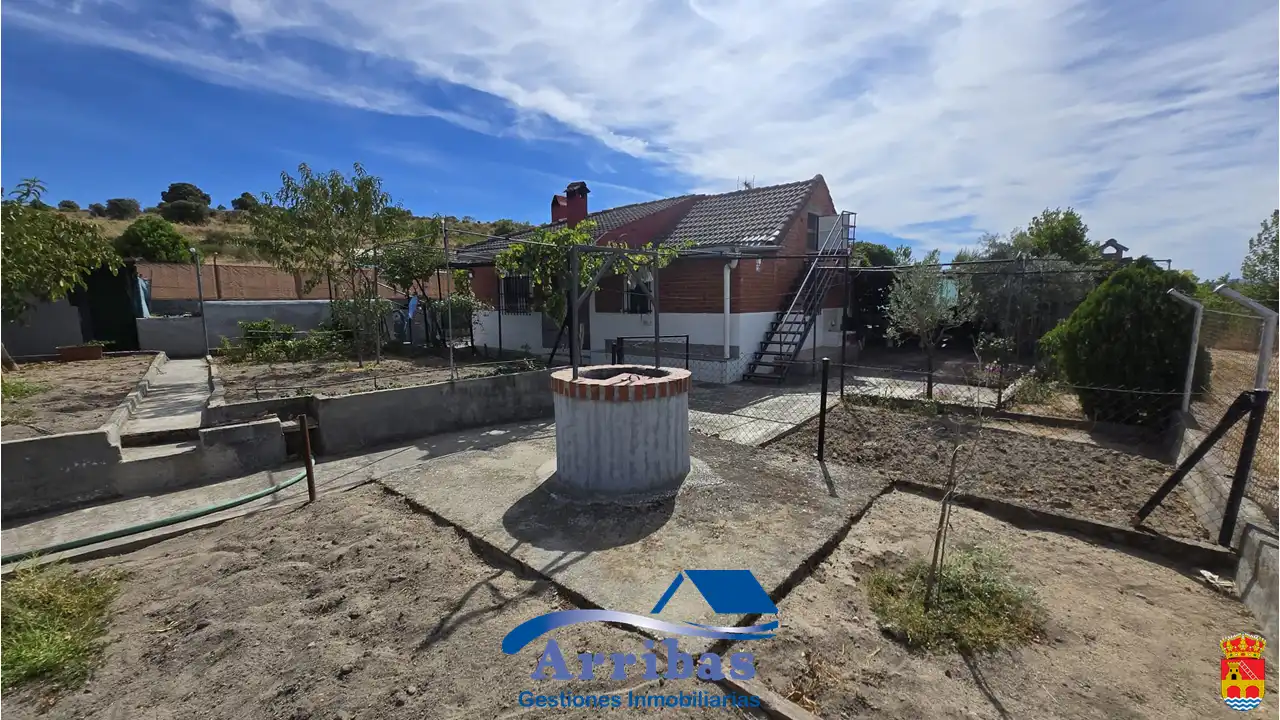 Vista exterior de Casa o chalet en venta en Escalona con Calefacción, Jardín privado y Terraza