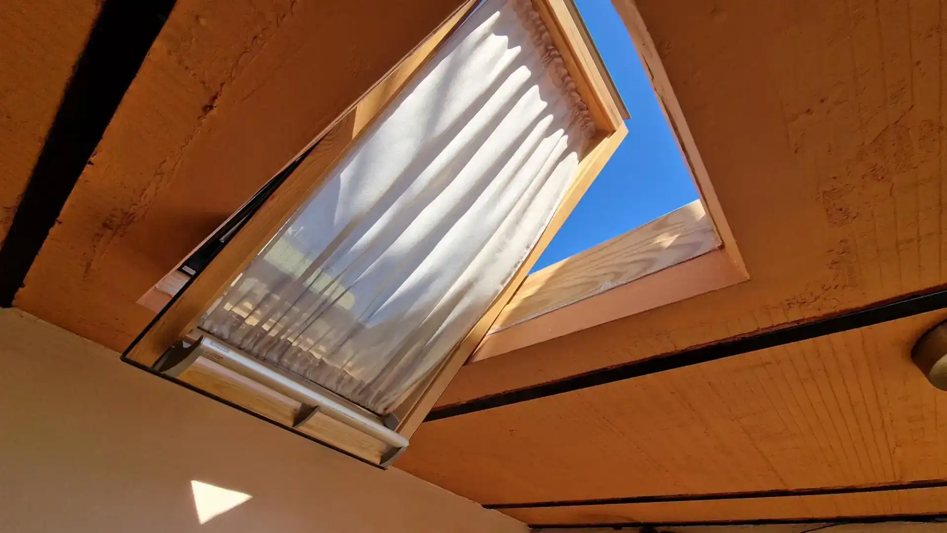 Balcony of Houses for sale in  Sevilla Capital  with Air Conditioner