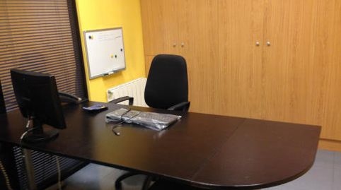 Foto 2 von Fabrikhallen zur Miete in Bolueta, Bilbao