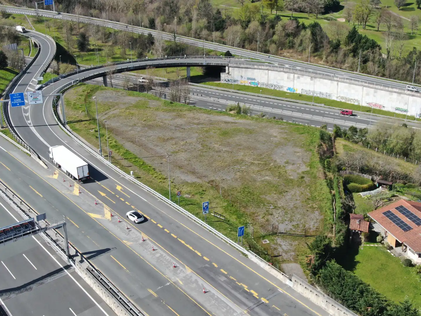 Exterior view of Land for sale in Donostia - San Sebastián 