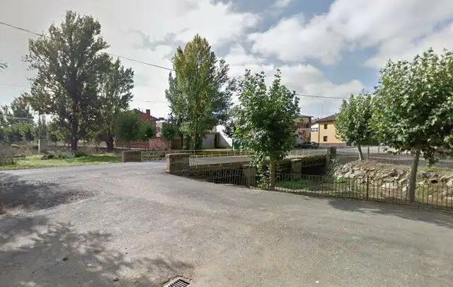 Casa adosada en venda en Gordaliza del Pino