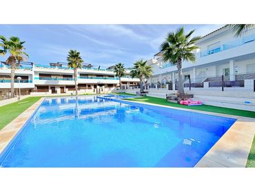 Casa in vendita a Residencial Los Altos De la Laguna
