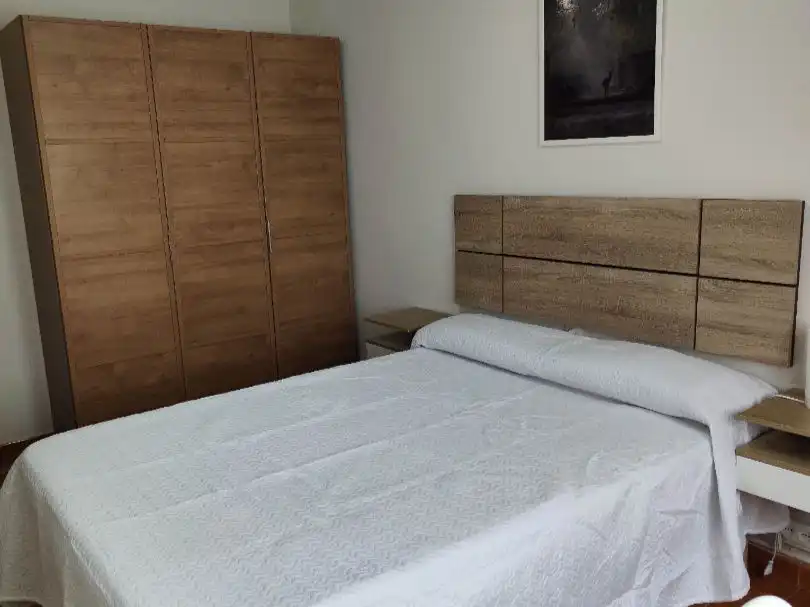 Bedroom of Flat for share in Buenavista - El Cristo