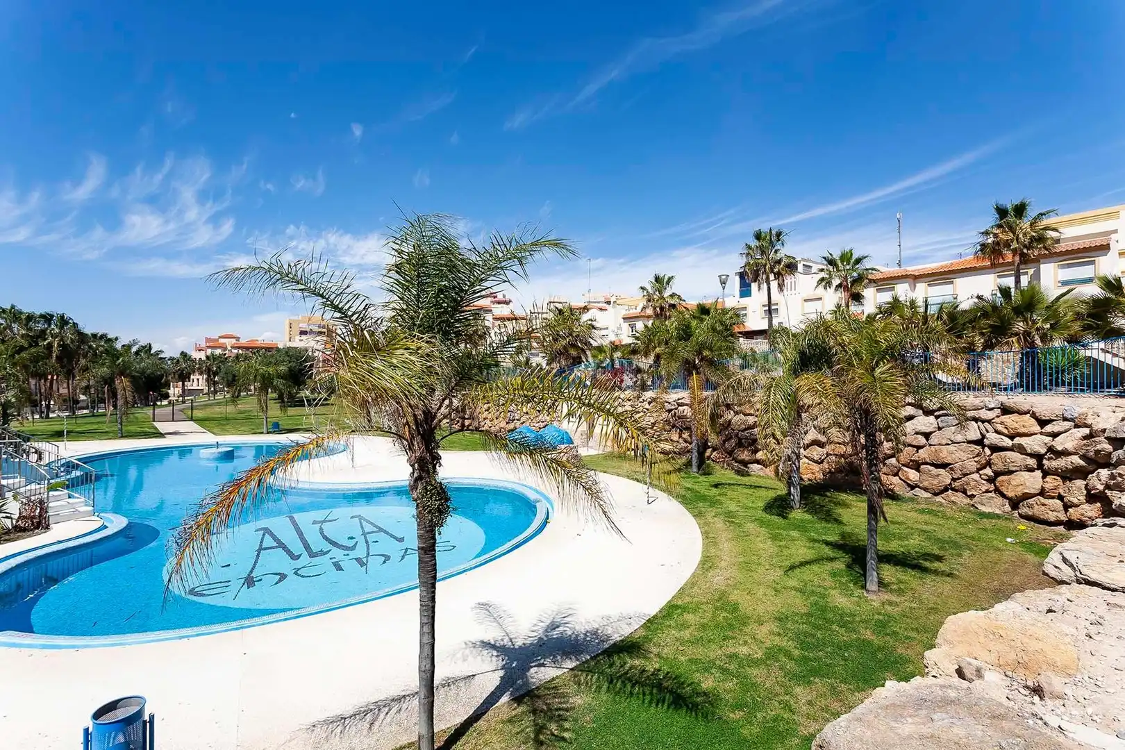 Swimming pool of Flat for sale in El Ejido  with Air Conditioner, Heating and Terrace