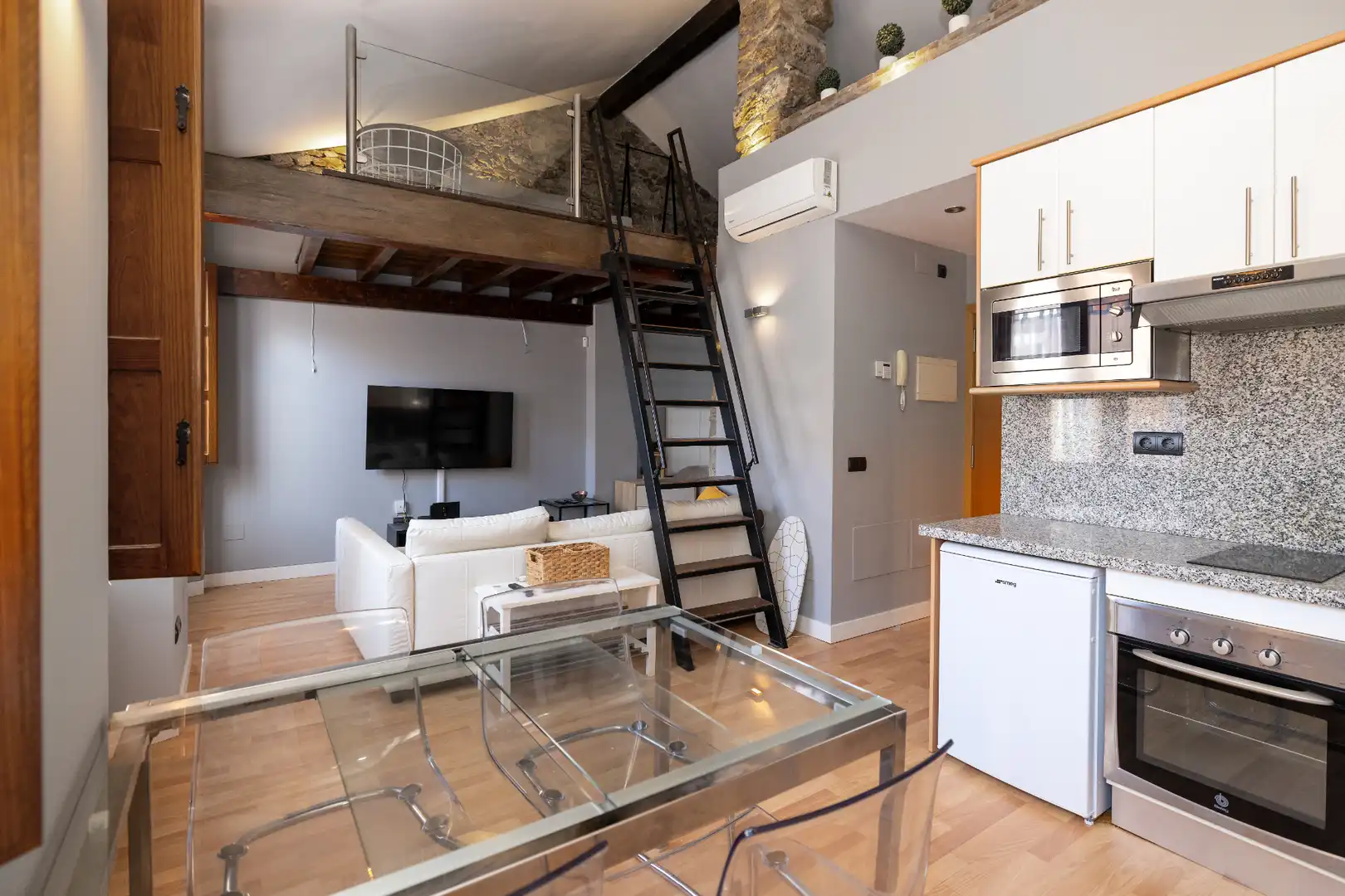 Sala d'estar de Apartament en venda en Málaga amb Aire condicionat, Calefacció i Balcó