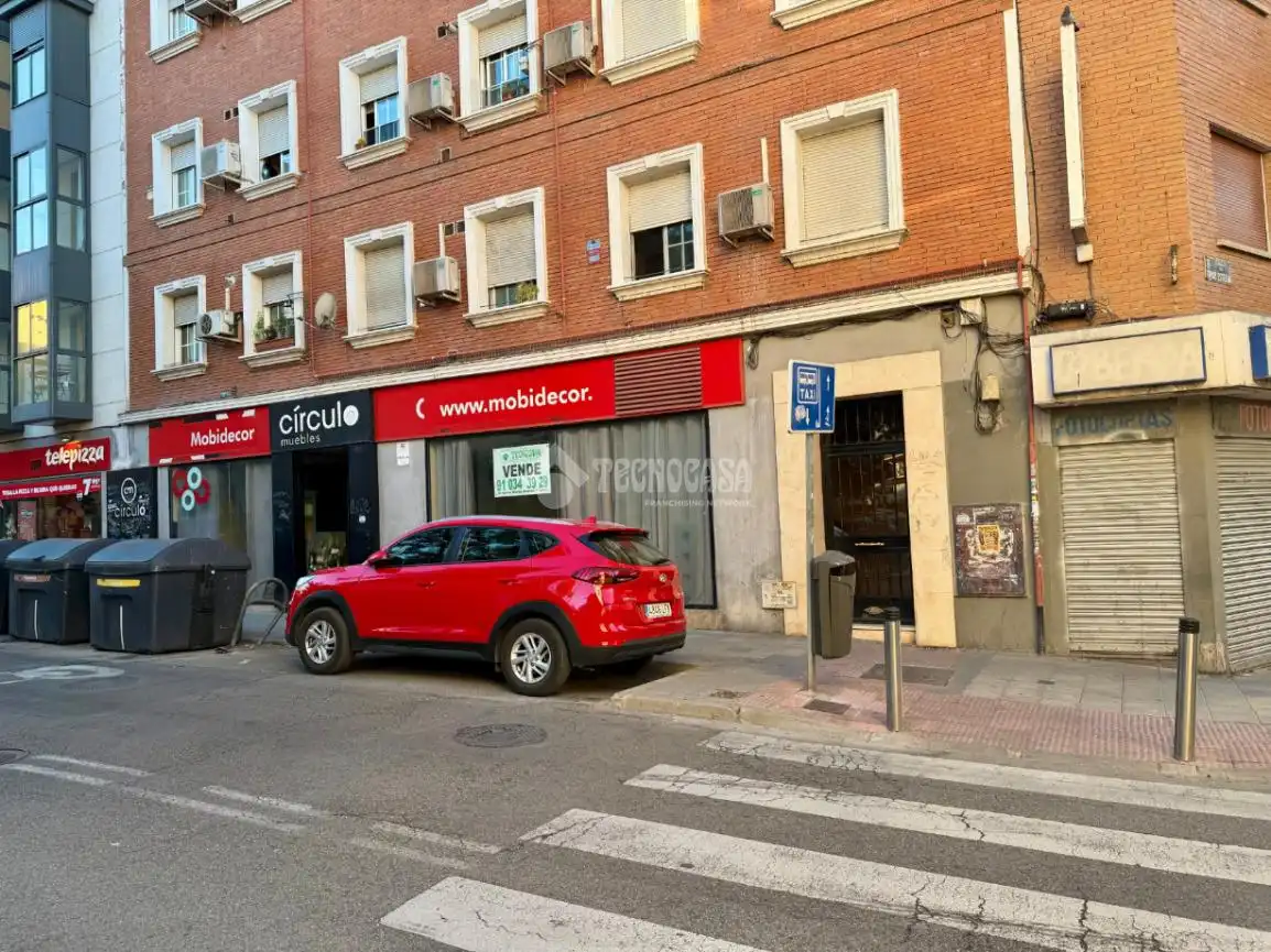 Local comercial en venda a Puente de Vallecas
