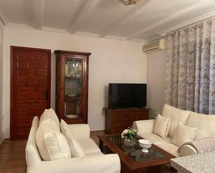 Living room of Flat to rent in  Jaén Capital  with Air Conditioner and Terrace