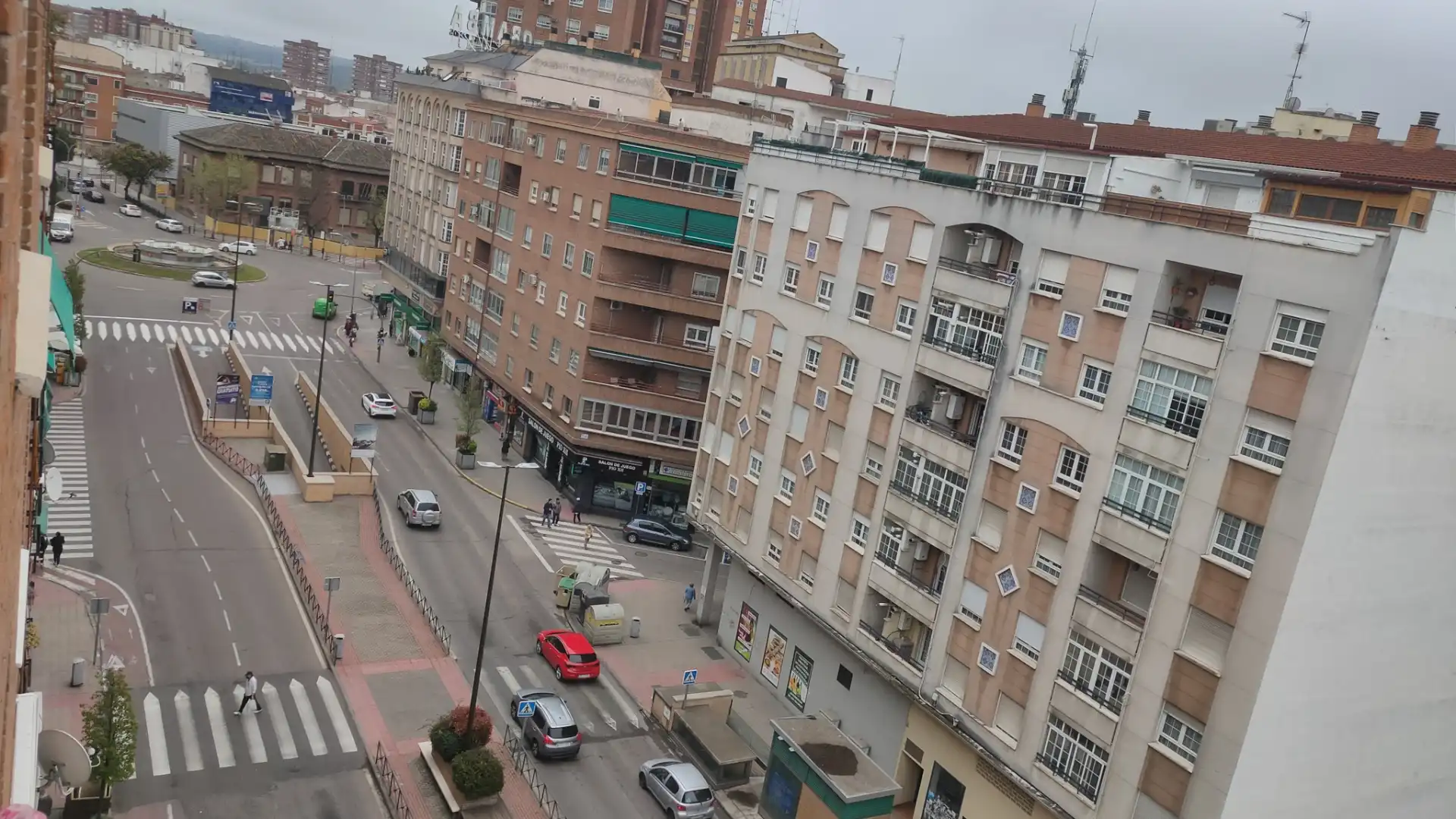 Vista exterior de Piso en venta en Talavera de la Reina con Calefacción, Parquet y Terraza